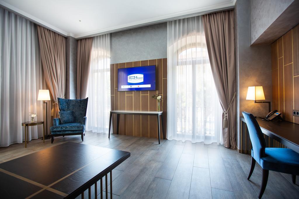 Boutique Elke Superior Hotel 4*